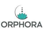 Orphora